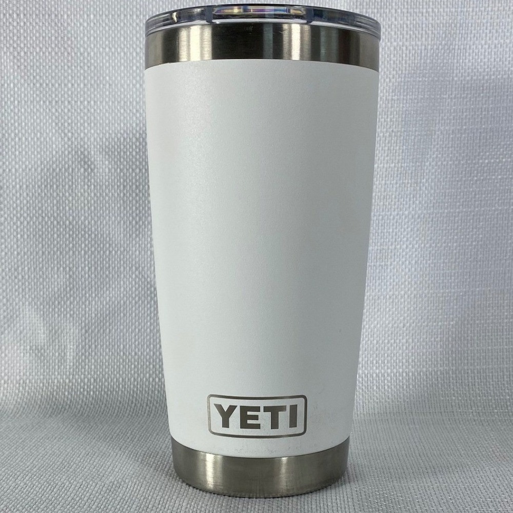 YETI Rambler 20 oz Tumbler White Stainless Steel Vacuum Insulated MagSlider Lid